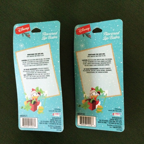 DISNEY Mickey Mouse Holiday Lip Balm Duo – Mint Hot Chocolate & Candy Cane Swirl - Picture 3 of 12